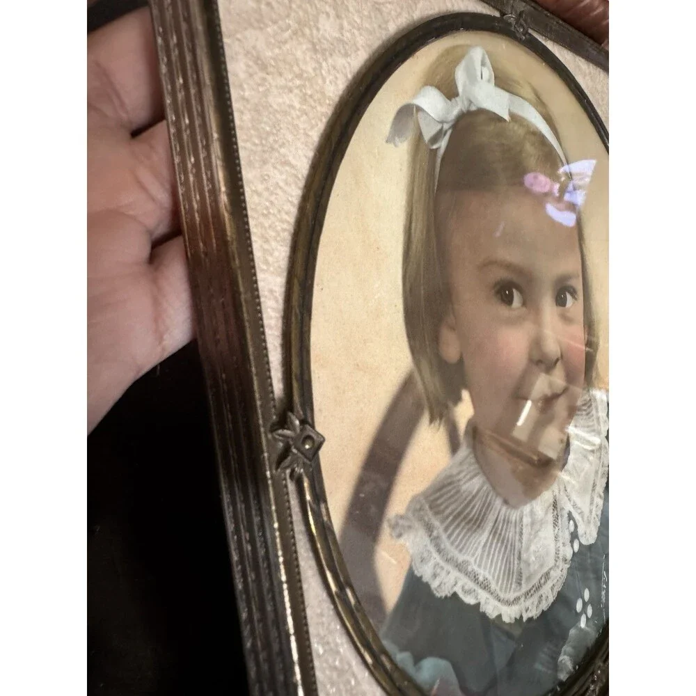 Antique Brass Picture Frame Art Deco Pretty LittleGirl Original Photo Felt Back